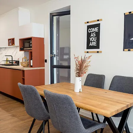 شقة Cozy & Bright 2-br Flat Next To Grand Mall By Flat Mаnаger