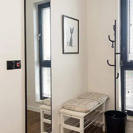 Cozy & Bright 2-br Flat Next To Grand Mall By Flat Mаnаger * فارنا