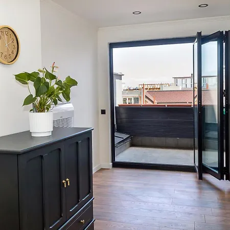 Cozy&bright 2-br Flat Next To Grand Mall By Flat Mаnаger *