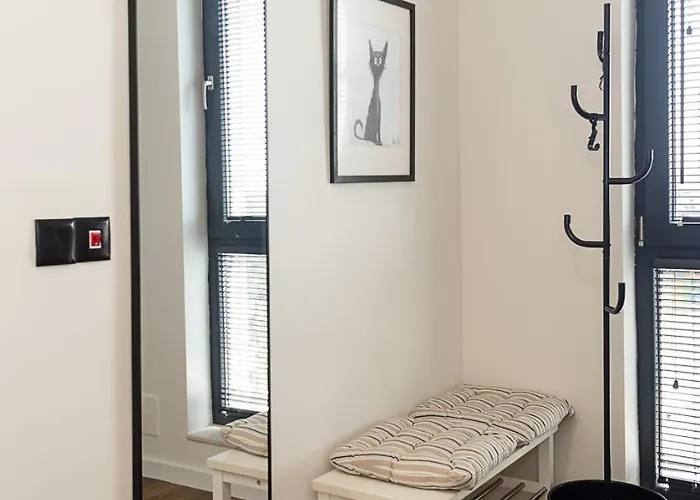 Cozy & Bright 2-br Flat Next To Grand Mall By Flat Mаnаger * فارنا